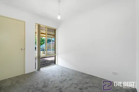 Property photo of 24 Coodanup Drive Coodanup WA 6210