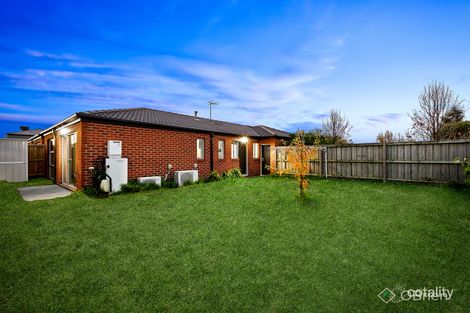 Property photo of 12 Hawkshead Place Cranbourne North VIC 3977