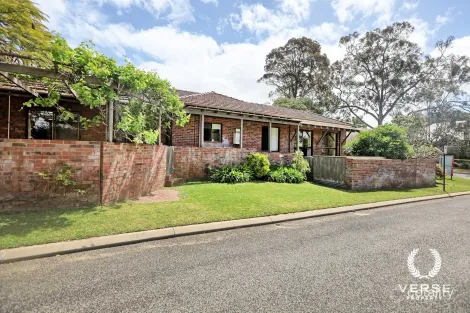 Property photo of 72 Riley Road Dalkeith WA 6009