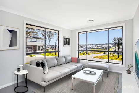 Property photo of 2 Yusen Street Grantham Farm NSW 2765