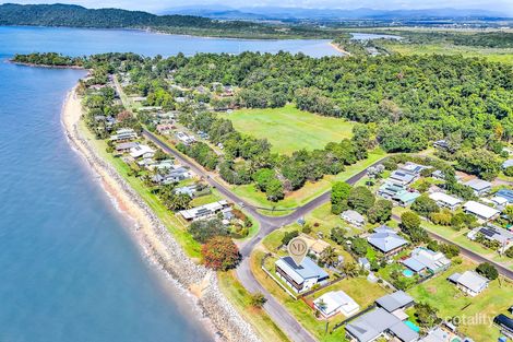 Property photo of 1 Esplanade Flying Fish Point QLD 4860