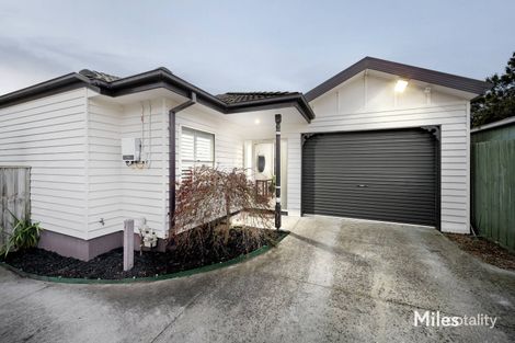 Property photo of 2/42 Erskine Road Macleod VIC 3085