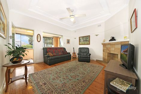 Property photo of 25 Clemton Avenue Earlwood NSW 2206