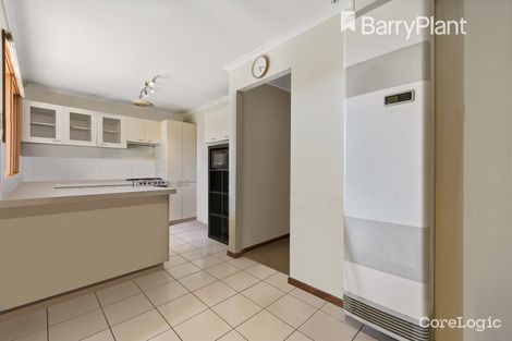 Property photo of 11 Queensbury Way Werribee VIC 3030