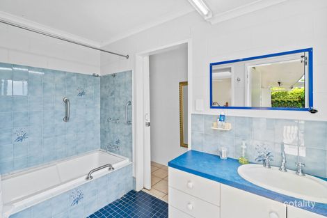 Property photo of 7 Whelk Close Trinity Beach QLD 4879