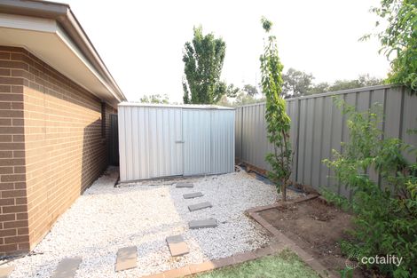 Property photo of 17 Honeyeater Circuit Thurgoona NSW 2640