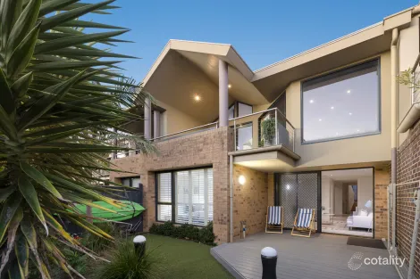 14 The Waterfront, Bonbeach, VIC 3196