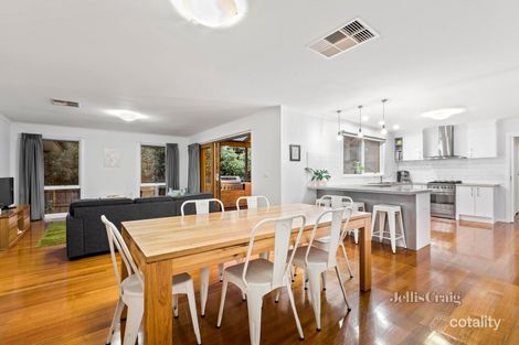 Property photo of 3 Denver Court Ringwood North VIC 3134