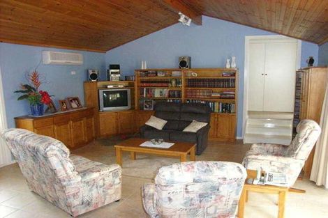 Property photo of 19 Baldwin Avenue Kianga NSW 2546