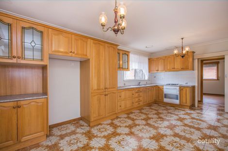 Property photo of 43 Tunaley Parade Reservoir VIC 3073