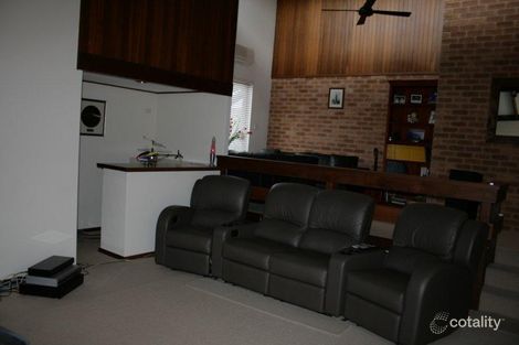 Property photo of 19 Lockyer Court Duncraig WA 6023