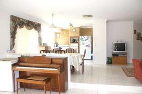 Property photo of 2 Joy Close Willetton WA 6155