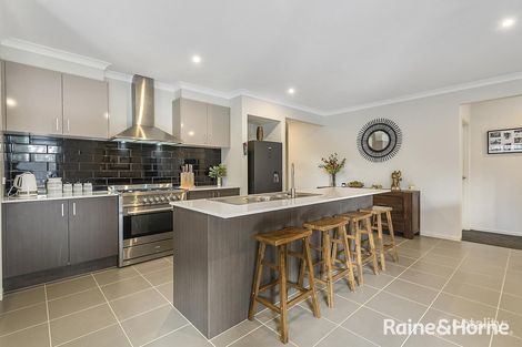 Property photo of 3 Kelly Close Kyneton VIC 3444