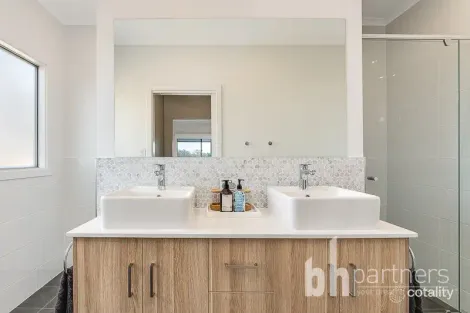 Property photo of 52 Marina Way Mannum SA 5238