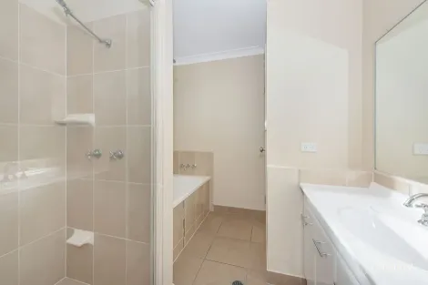 Property photo of 9 Summergold Street Mount Low QLD 4818