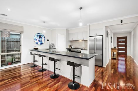 Property photo of 3 Damon Close Narre Warren South VIC 3805