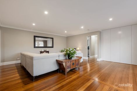 Property photo of 50 Folkstone Crescent Ferntree Gully VIC 3156