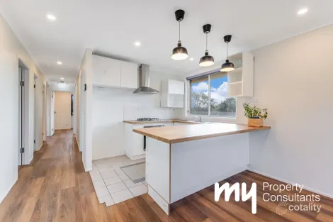 Property photo of 67 Parkholme Circuit Englorie Park NSW 2560
