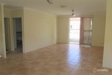 Property photo of 2/211-213 Lake Street Cairns North QLD 4870