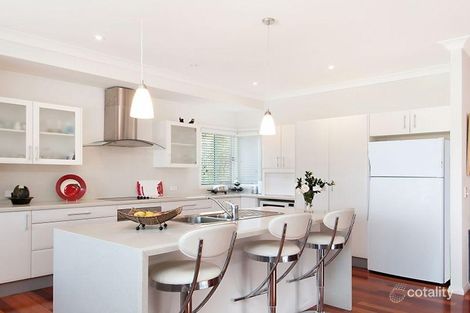 Property photo of 8 Nioka Avenue Point Clare NSW 2250
