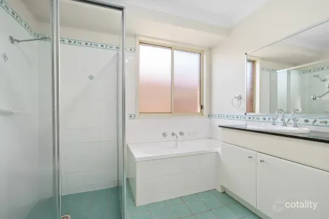 Property photo of 20 Guinea Flower Crescent Worrigee NSW 2540