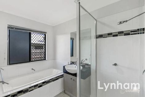 Property photo of 11 Tooma Lane Kelso QLD 4815