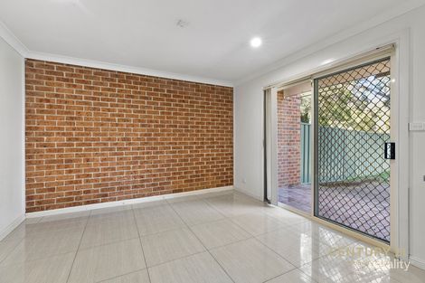 Property photo of 2/4 Onslow Place Leumeah NSW 2560