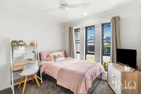 Property photo of 127 Brookside Circuit Ormeau QLD 4208