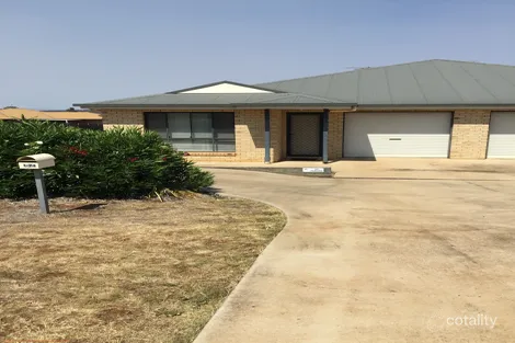 Property photo of 1/74 Windsor Circle Kingaroy QLD 4610