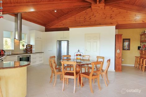 Property photo of 26 Annwal Lane Hunchy QLD 4555