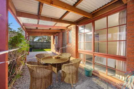 Property photo of 1/75 Gillies Street South Alfredton VIC 3350