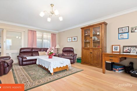 Property photo of 33 Kent Road Narre Warren VIC 3805