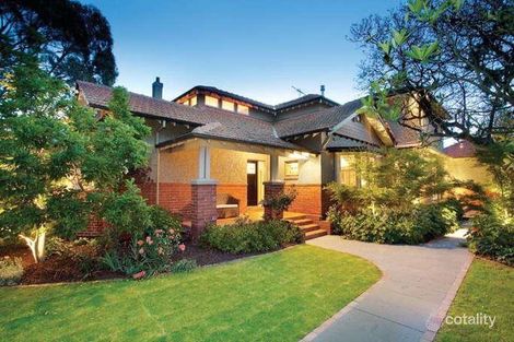 26 Rowell Ave, Camberwell, VIC 3124