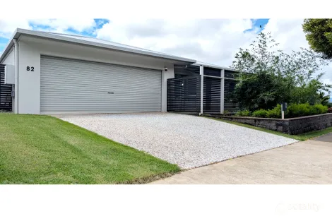 Property photo of 82 McFarlane Drive Kanimbla QLD 4870
