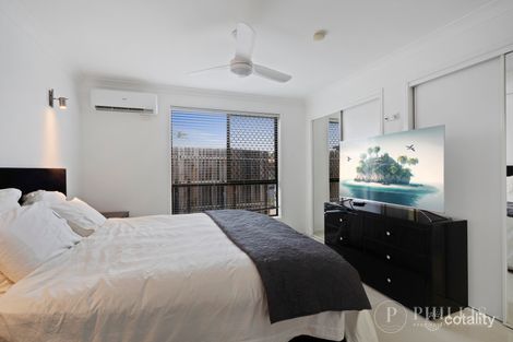 Property photo of 8 Longboat Place Biggera Waters QLD 4216