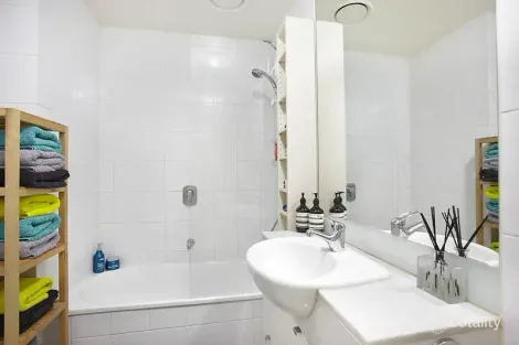 Property photo of 106/88 Kavanagh Street Southbank VIC 3006