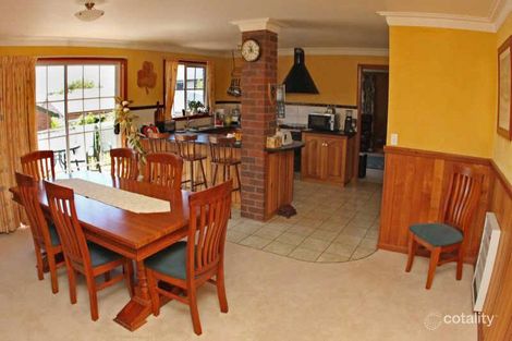 Property photo of 15 Westbury Place Devonport TAS 7310