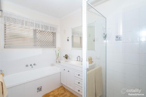 Property photo of 12 Wodalla Mews Point Vernon QLD 4655