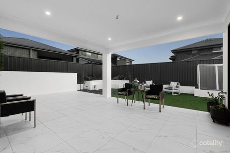Property photo of 8 Kerrawang Close Denham Court NSW 2565