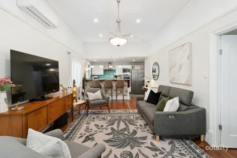 Property photo of 30 Kitchener Avenue Bayswater WA 6053