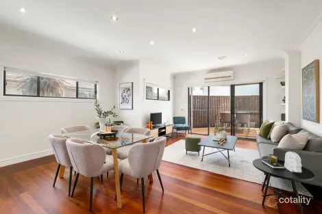 2/61 Rose St, Altona, VIC 3018