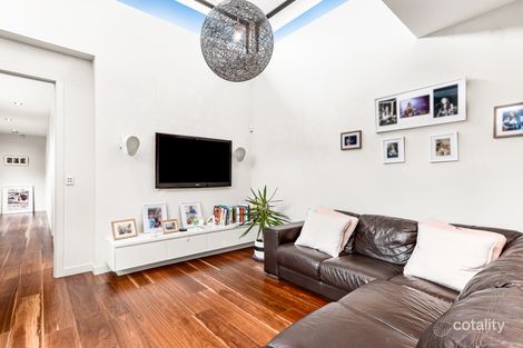 Property photo of 17 Young Street Glen Iris VIC 3146