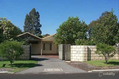 10 Tudor Ave N, Shelley, WA 6148