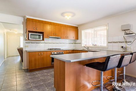 Property photo of 9 Greenbriar Way Cranbourne West VIC 3977