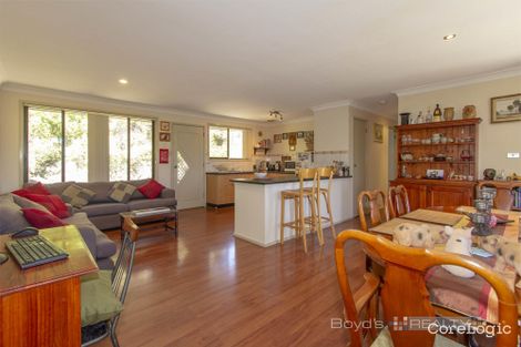 81 Bee Farm Rd, Springwood, NSW 2777
