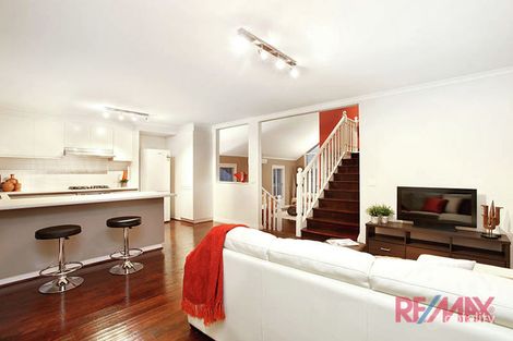 Property photo of 11 Radiata Rise Narre Warren VIC 3805