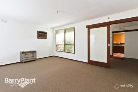 Property photo of 8 Deanswood Close Keysborough VIC 3173