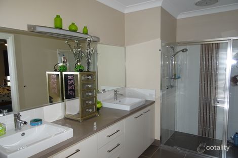 Property photo of 11 Toy Court West Wodonga VIC 3690
