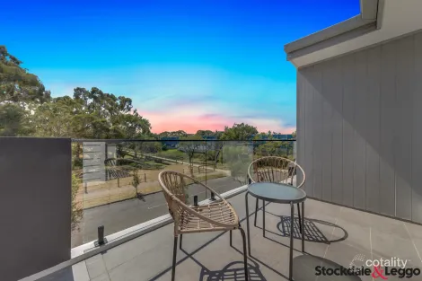 Property photo of 2/2 Woods Street Laverton VIC 3028