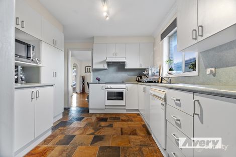 Property photo of 3 Avery Close Kilaben Bay NSW 2283